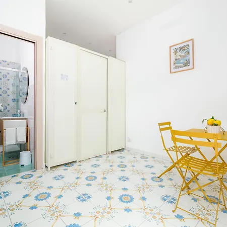 De Vivo Realty - Boscosfera * Amalfi
