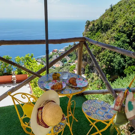 Luxe tent De Vivo Realty - Boscosfera *