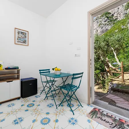De Vivo Realty - Boscosfera * Amalfi