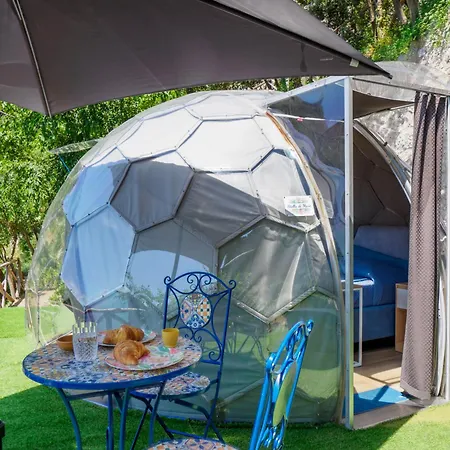 De Vivo Realty - Boscosfera Luxury tent *